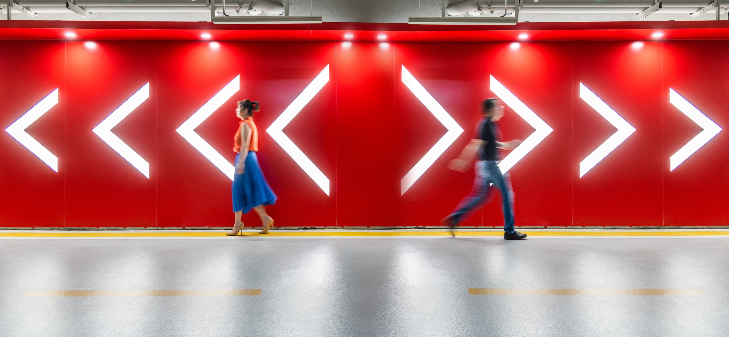 Balancing speed and connection in leadership development